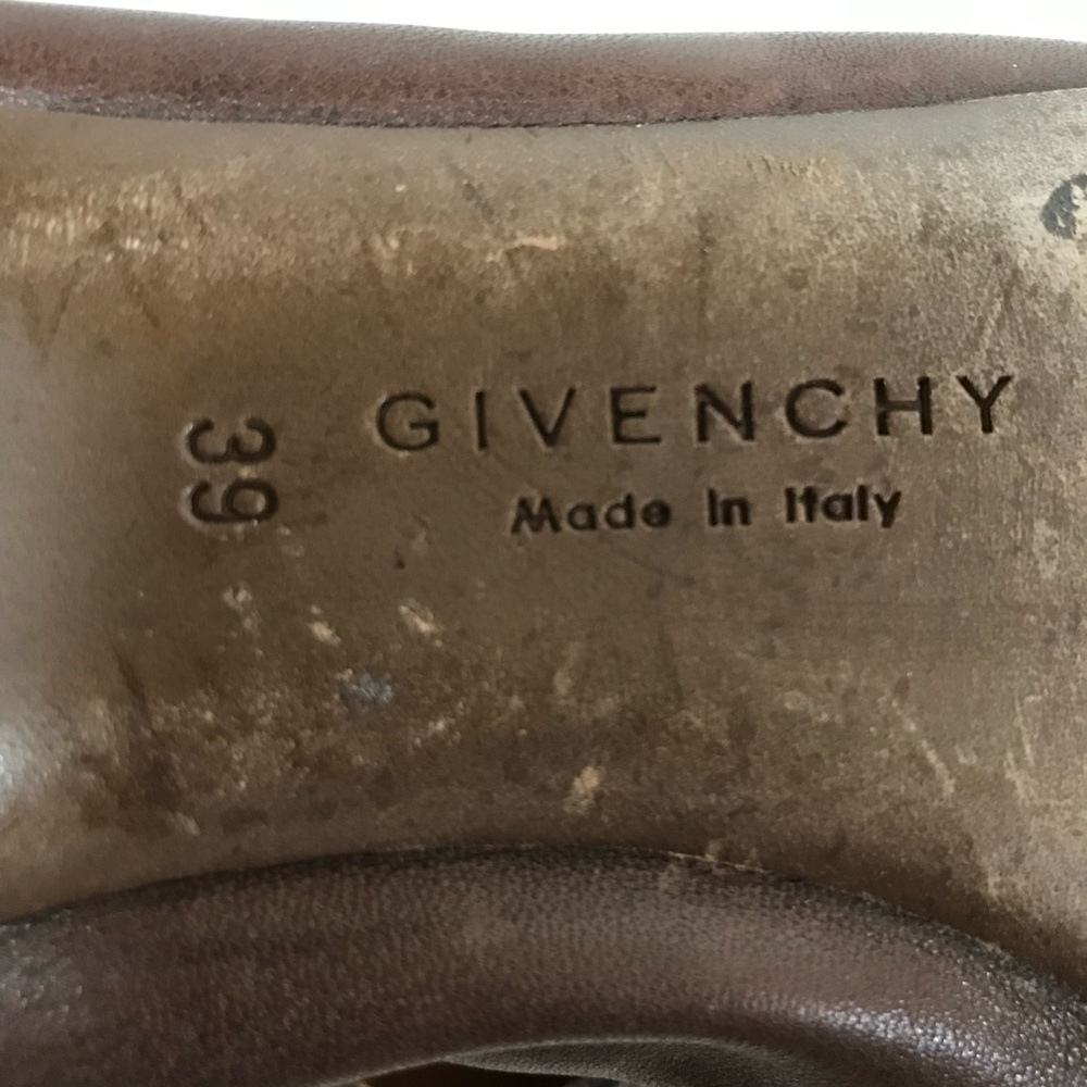 Givenchy Pointed Toe Flats - Picture 7 of 8